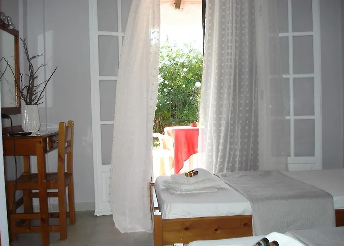 Su Casa * Paralía Almirú
