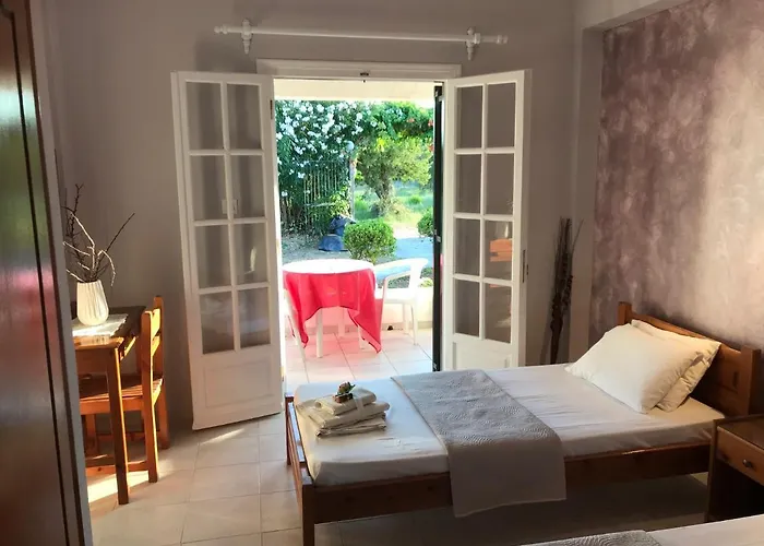 Su Casa Nyaraló