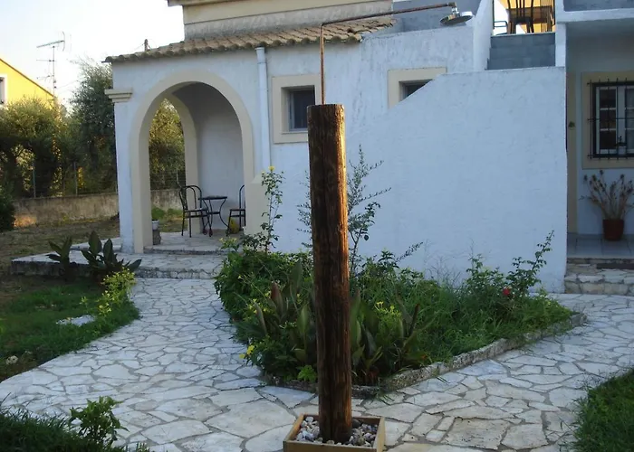 Su Casa Nyaraló